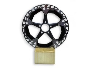 124 Ryo cyklo-trofeje